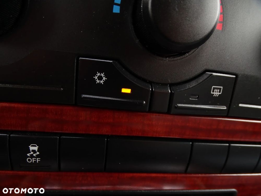 Jeep Grand Cherokee - 9