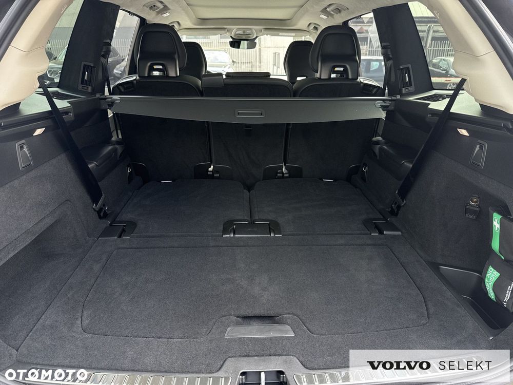 Volvo XC 90 - 10