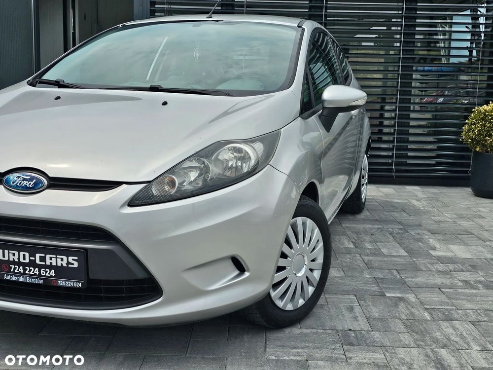 Ford Fiesta 1.25 Trend - 12