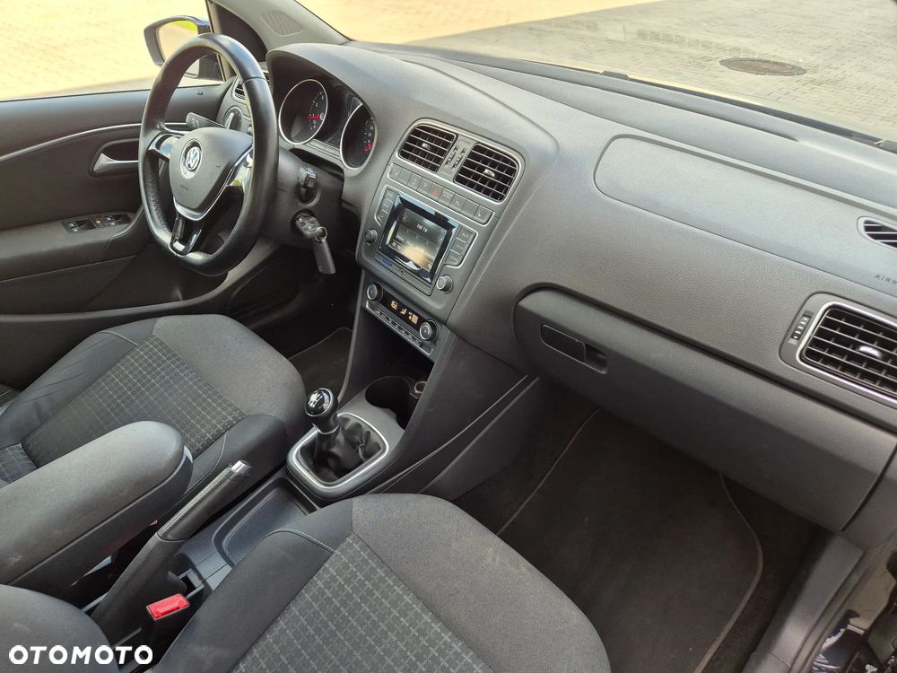 Volkswagen Polo 1.0 (Blue Motion Technology) SOUND - 14