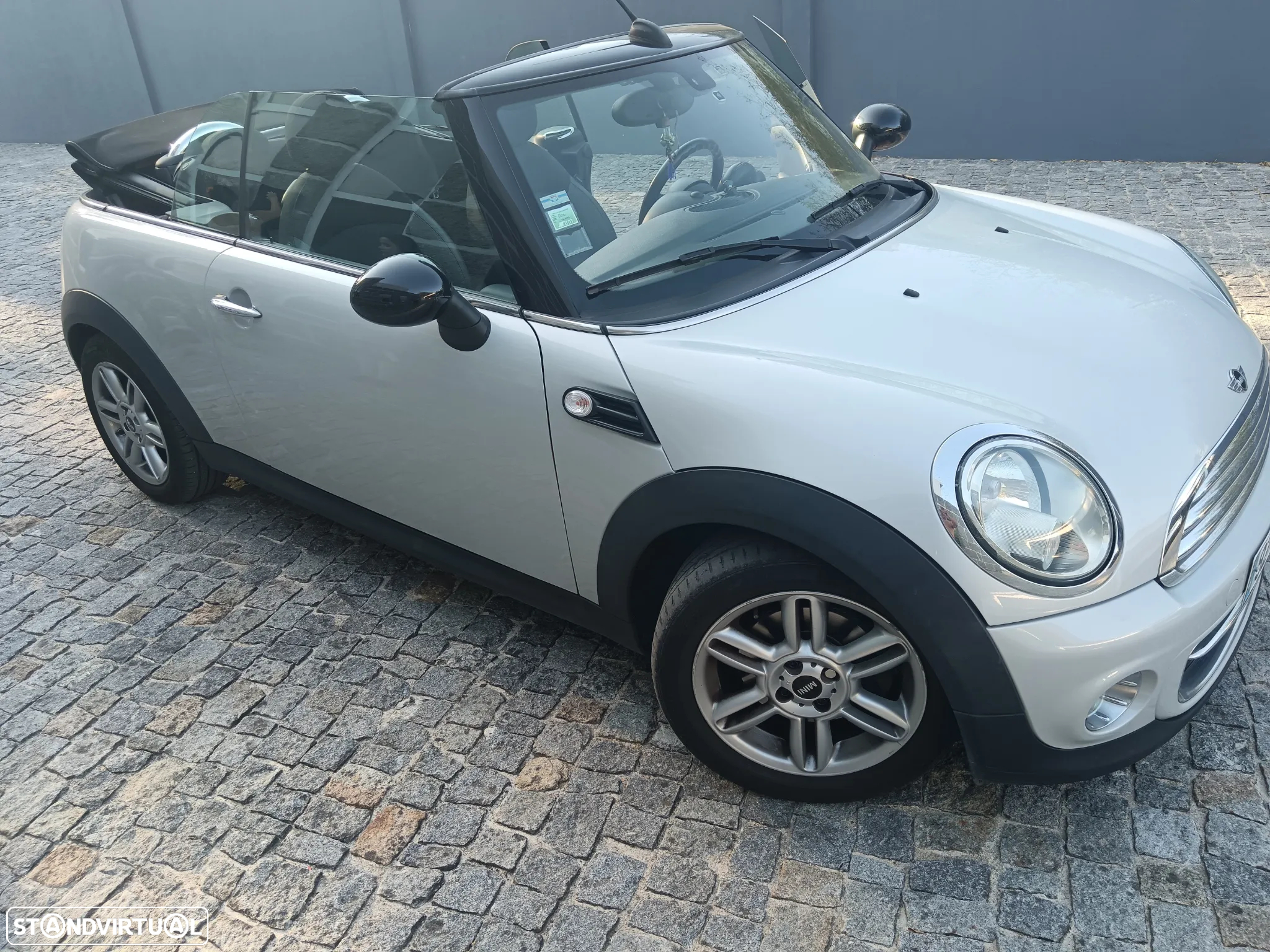 MINI Cabrio Cooper D - 3
