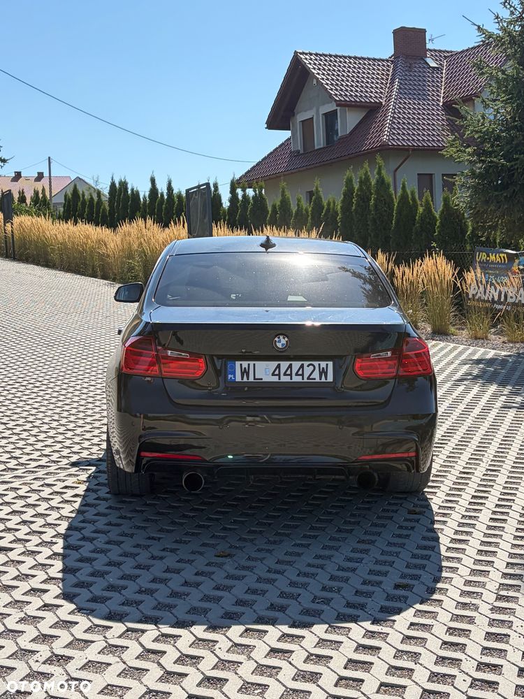 BMW Seria 3 328i Luxury Line - 7