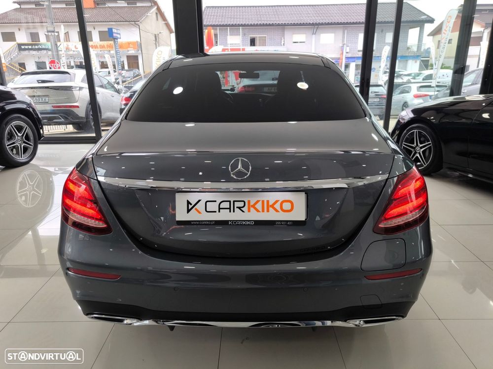 Mercedes-Benz E 300 de AMG Line - 4