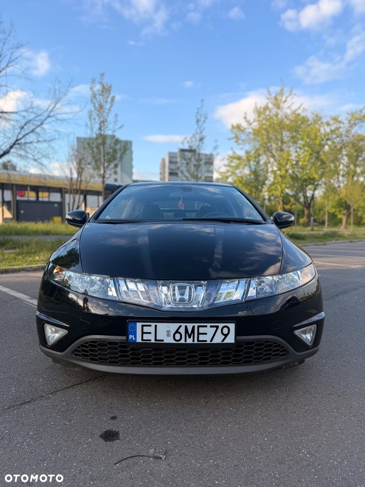 Honda Civic 1.8 Comfort - 3