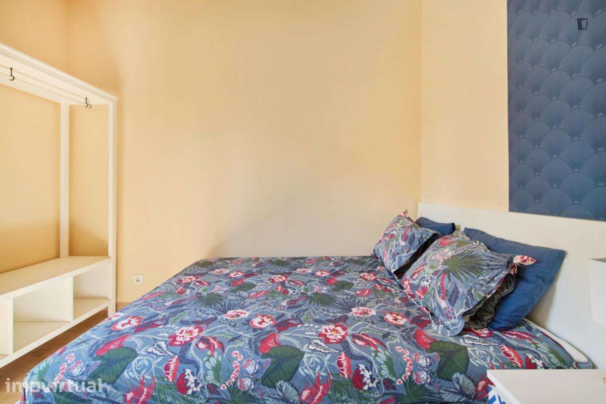 Quarto - localizado em Alameda Lisbon - Grande imagem: 3/45