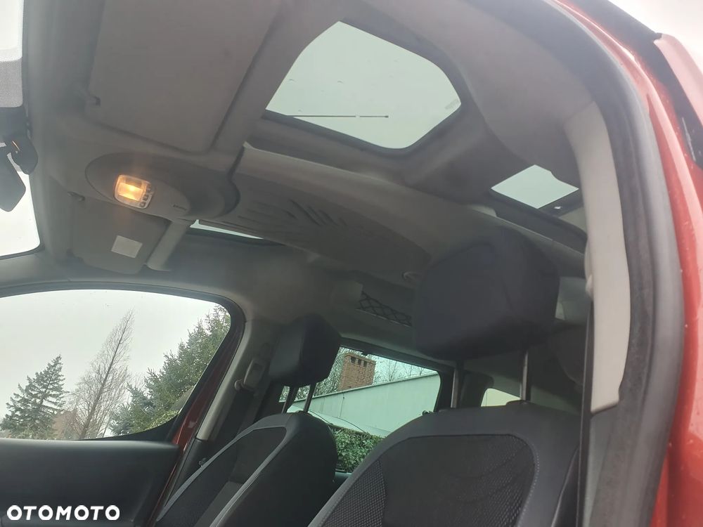 Peugeot Partner HDi FAP 110 Family - 12