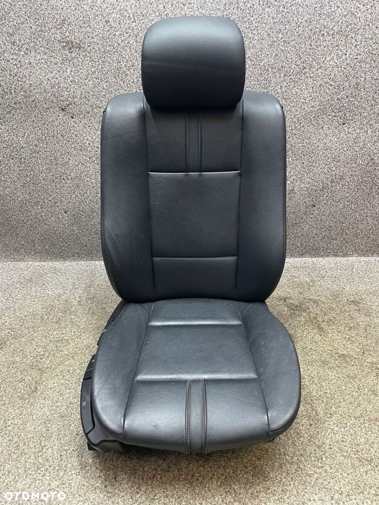 Fotel prawy przod przedni pasazera skorzany skora czarna BMW X3 E83 ORG BDB - 1