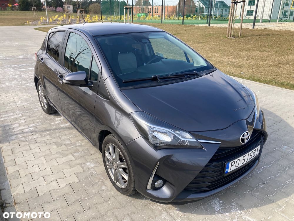 Toyota Yaris 1.5 Premium - 19