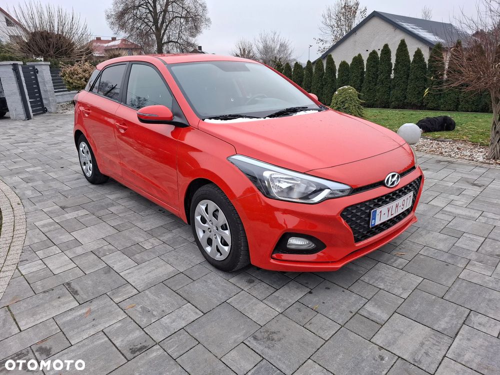 Hyundai i20 blue 1.2 Classic - 13