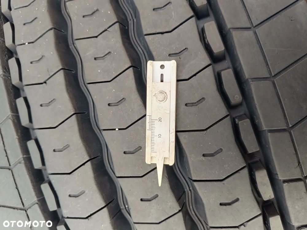 Opona prowadząca Michelin X Multiway 3D 315/70/22,5" - 2