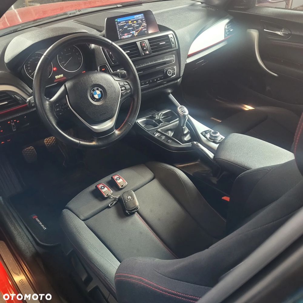 BMW Seria 1 116i Sport Line - 23