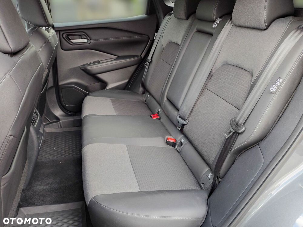 Nissan Qashqai 1.3 DIG-T mHEV N-Connecta Xtronic - 13