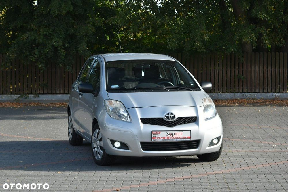 Toyota Yaris - 8