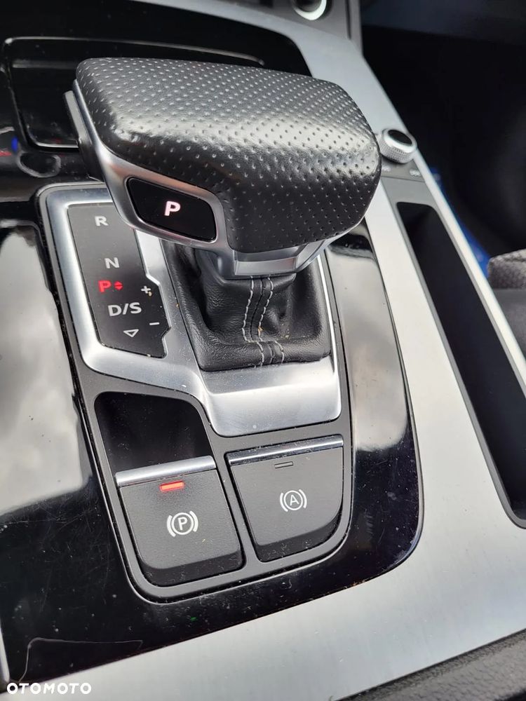 Audi Q5 Sportback 40 TDI quattro S tronic S line - 29