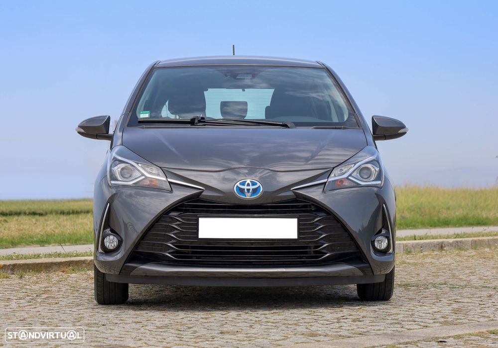 Toyota Yaris 1.5 HSD Comfort +P.Style+P.Techno - 3