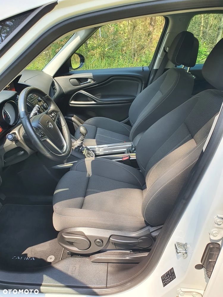 Opel Zafira Tourer 1.4 Turbo Edition - 20