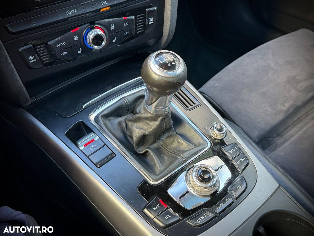 Audi A4 Avant 2.0 TDI DPF S line Sportpaket - 25