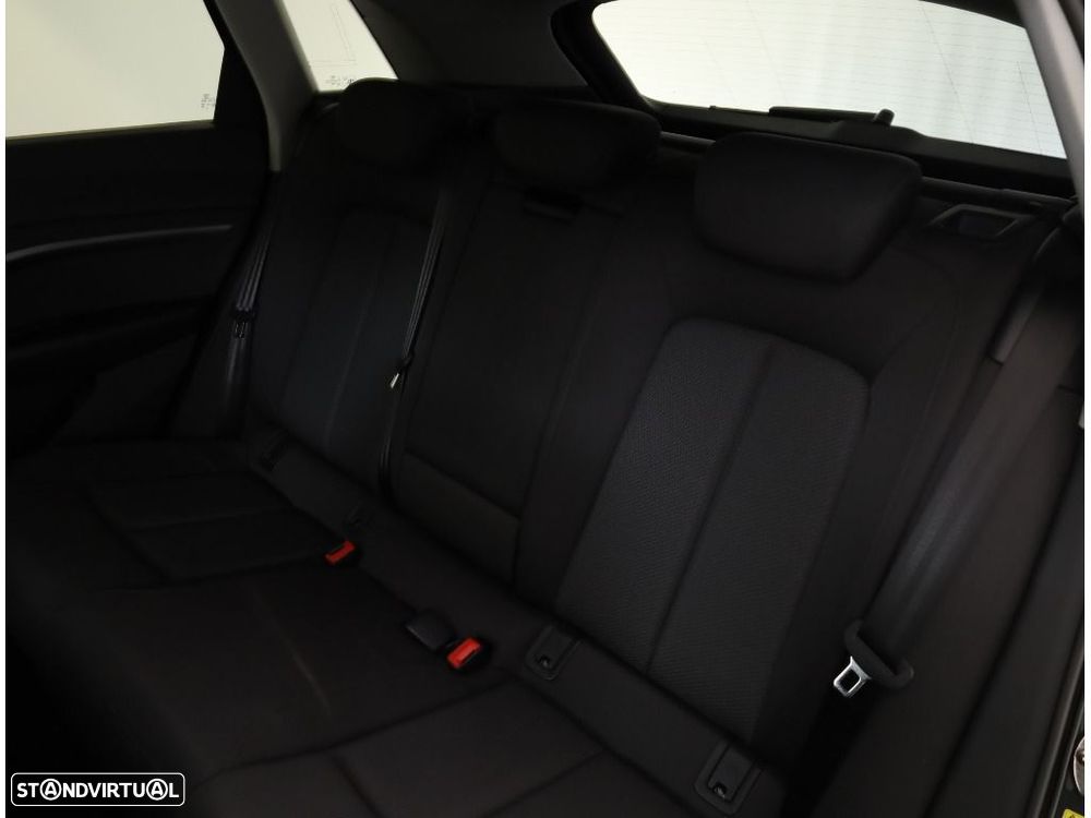 Audi Q8 e-Tron 55 quattro Advanced - 25