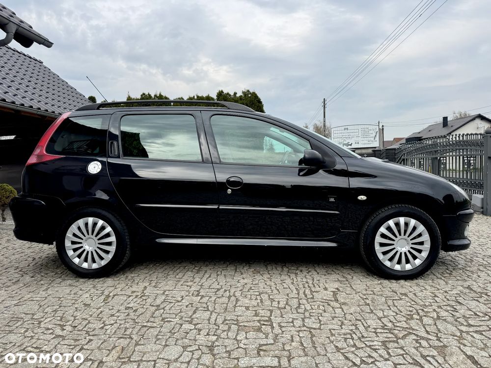 Peugeot 206 110 JBL - 4