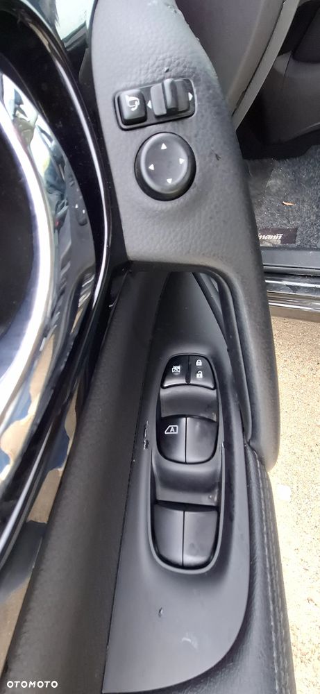 Nissan Qashqai 1.6 dCi Tekna - 17