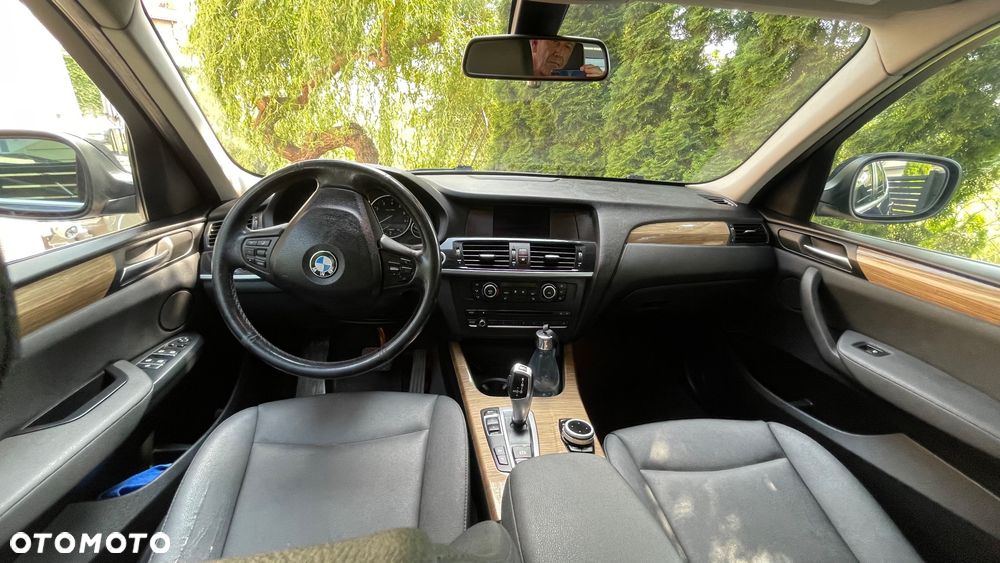 BMW X3 xDrive28i xLine - 11