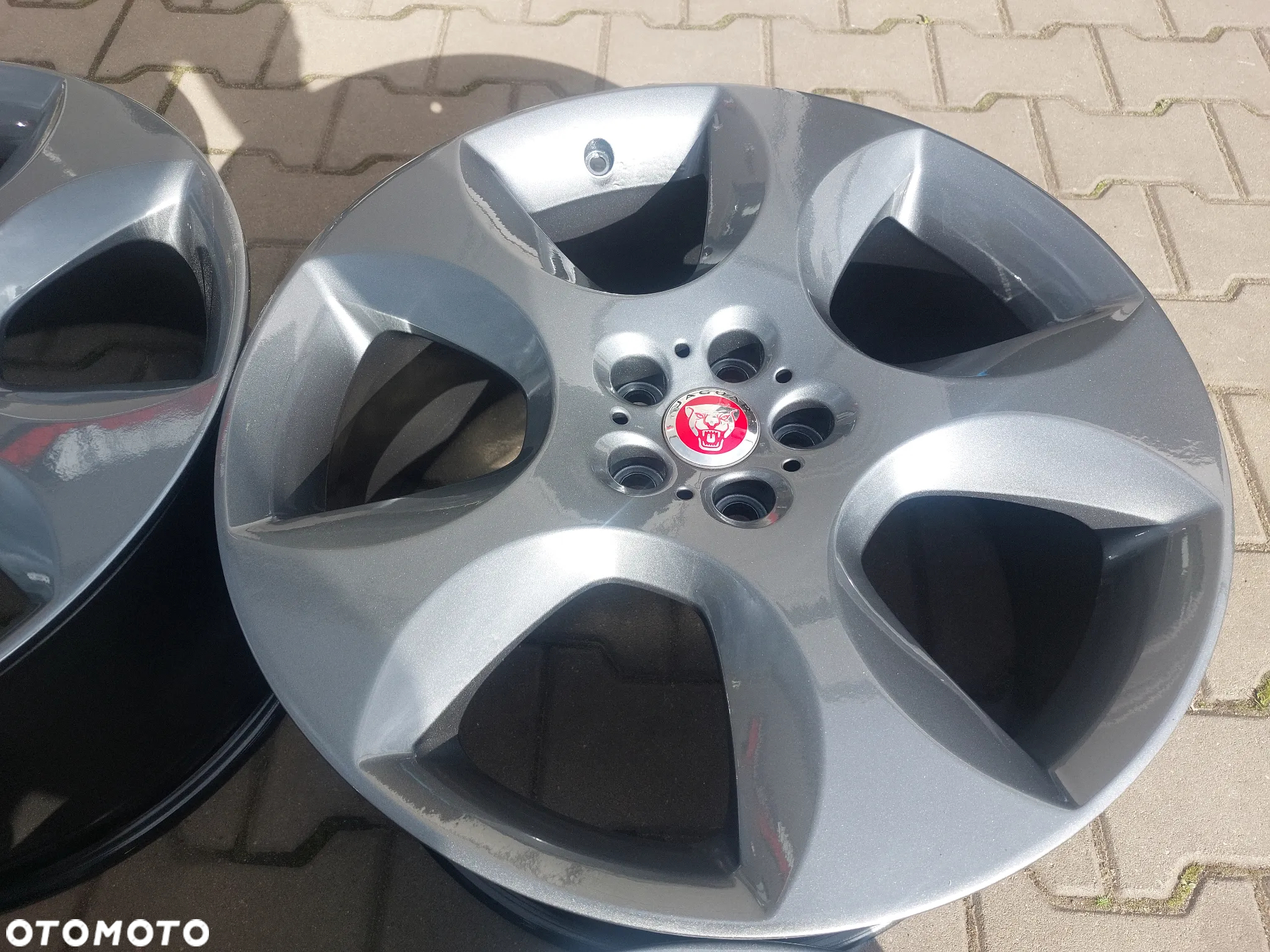 JAGUAR XF FELGI ALUMINIOWE R20 8.5J ET49 9.5J ET66 5X108 ORYGINAŁ JAK NOWE! - 3
