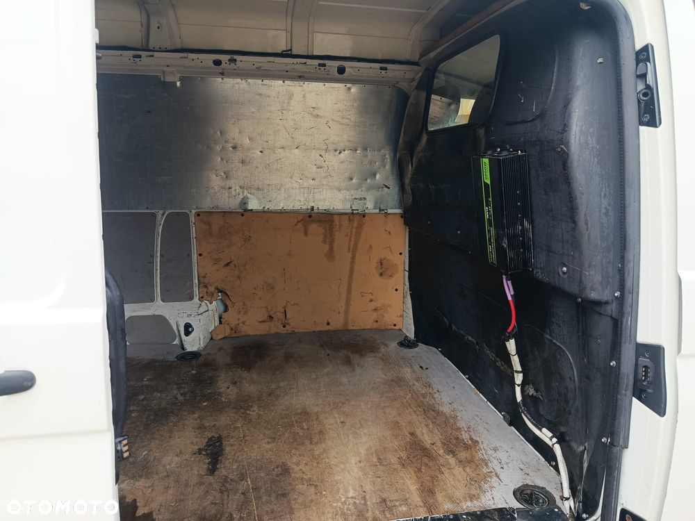 Volkswagen Transporter - 10