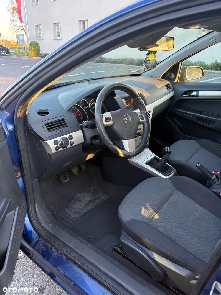 Opel Astra - 12