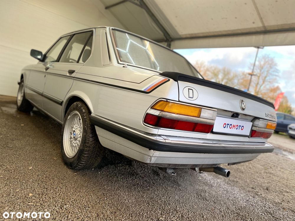 BMW Seria 5 - 26