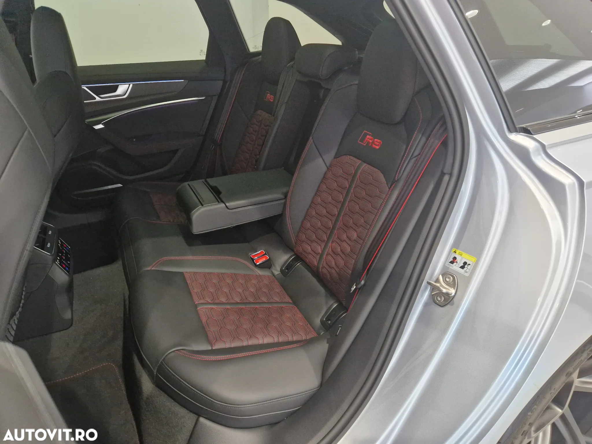 Audi RS6 Avant Performance TFSI quattro Tiptronic MHEV - 14