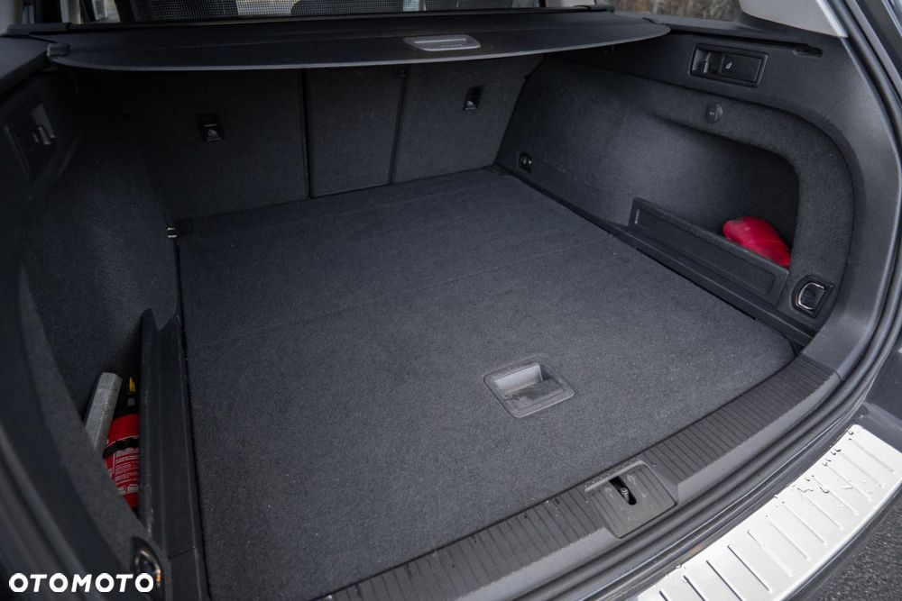 Volkswagen Passat 2.0 TDI BMT Highline DSG - 37