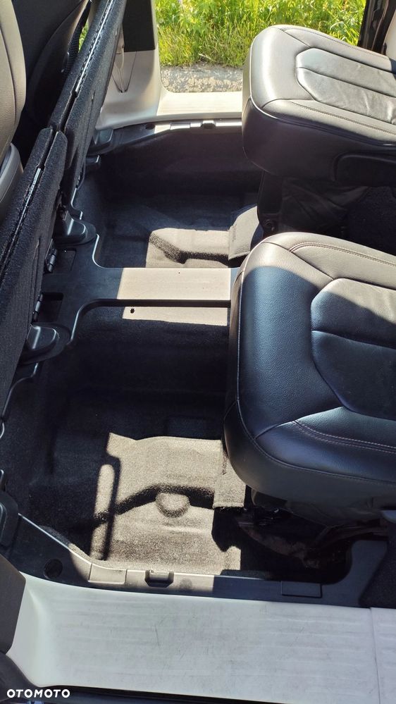 Chrysler Pacifica - 14