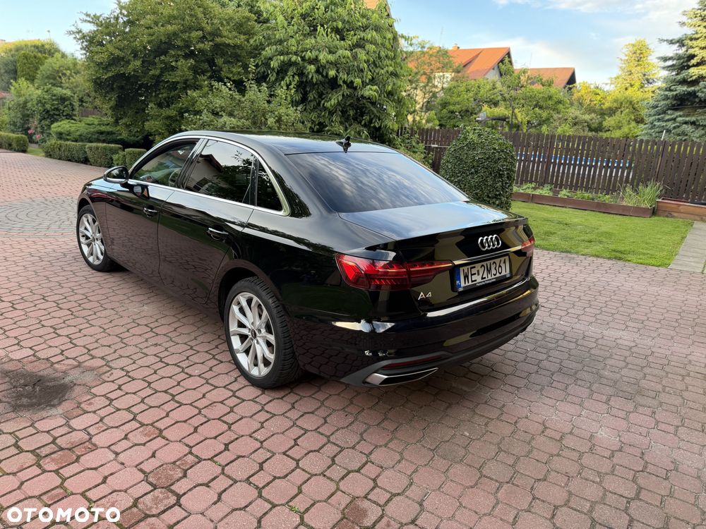 Audi A4 Limousine - 4