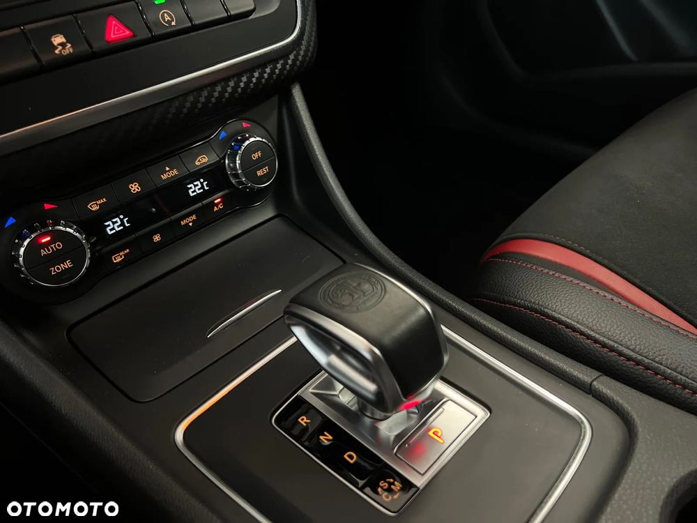 Mercedes-Benz Klasa A 45 AMG 4-Matic - 19