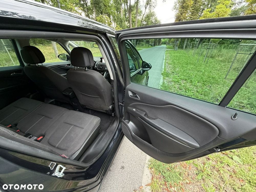Opel Zafira - 27