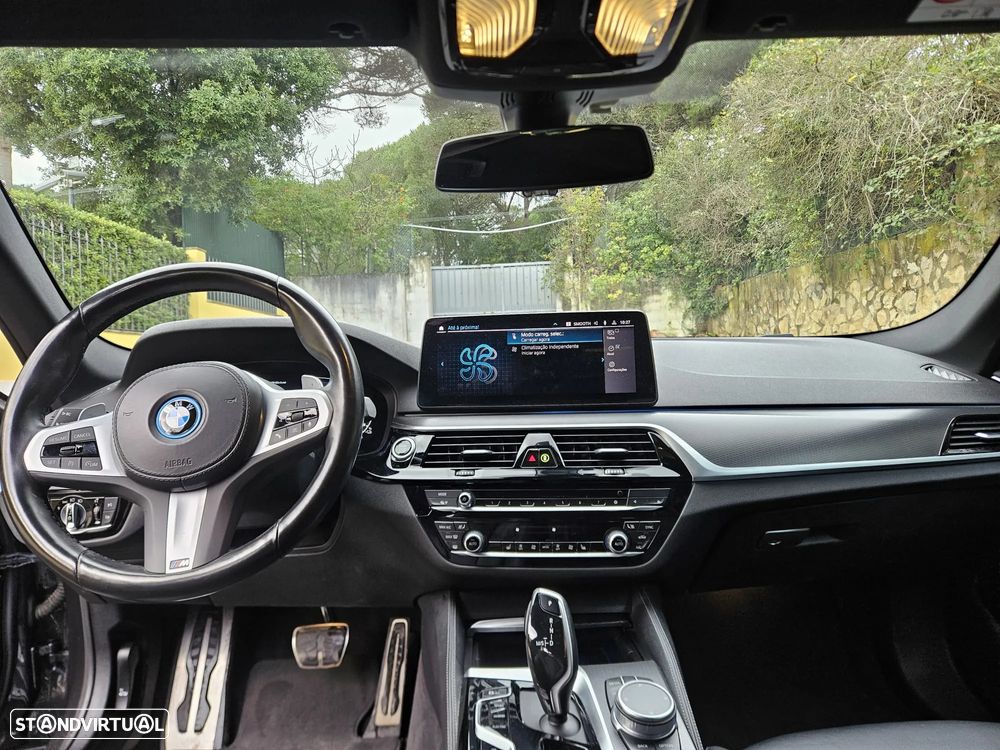 BMW 530 e Pack Desportivo M - 10