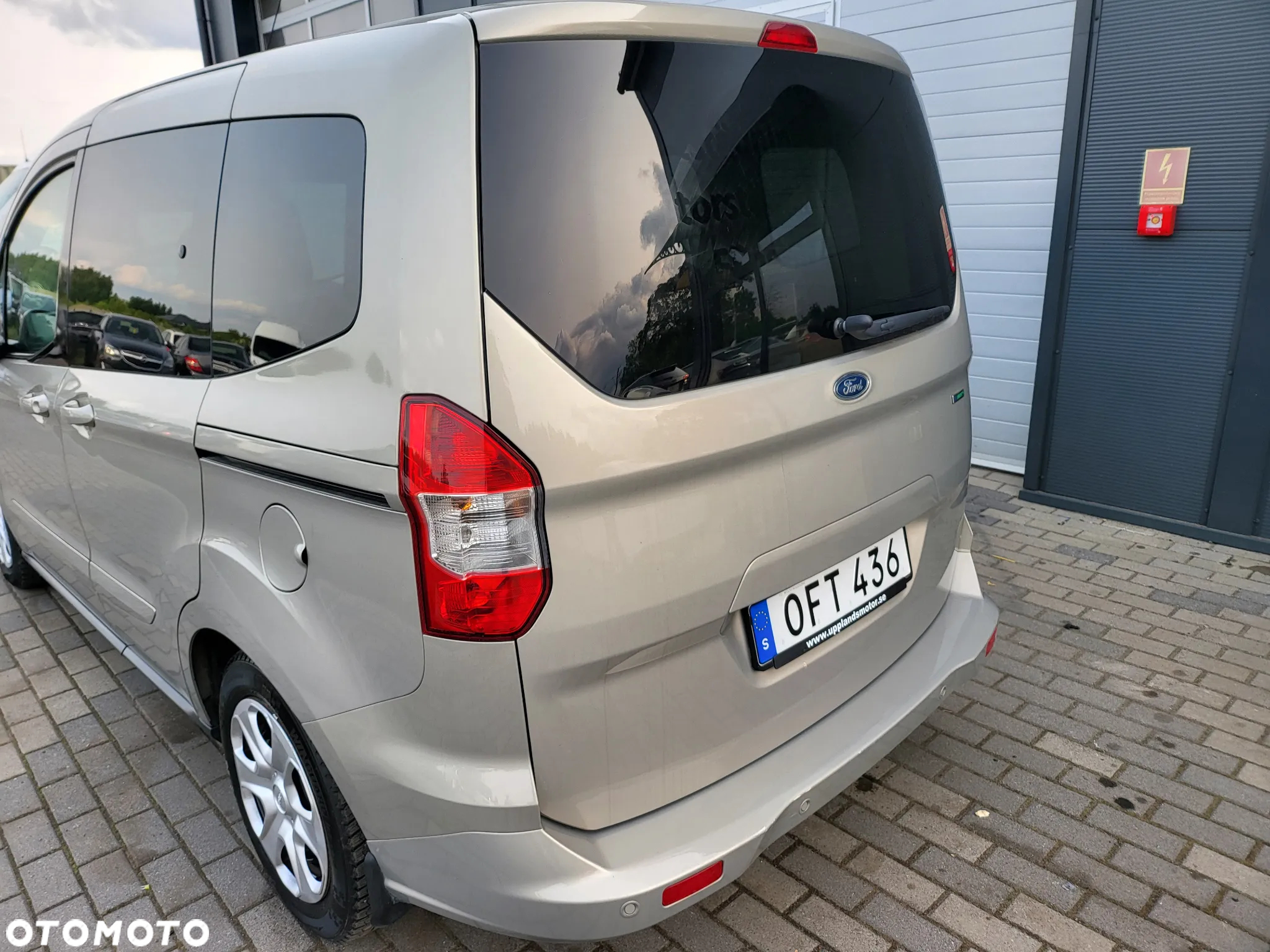 Ford Tourneo Courier 1.0 EcoBoost S&S Trend - 34
