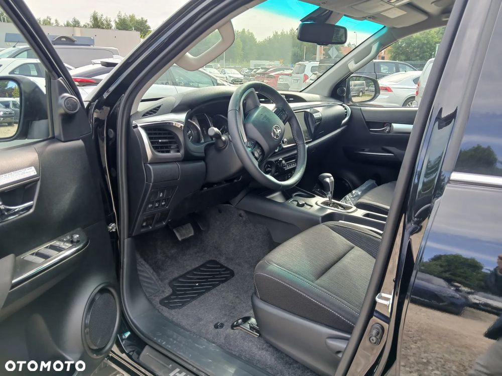Toyota Hilux 2.8 D-4D mHEV Double Cab Executive 4x4 - 6