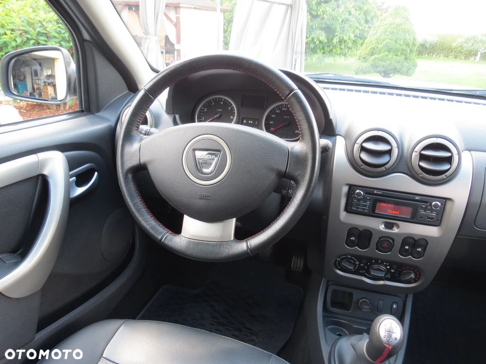 Dacia Duster 1.6 16V 105 4x2 Prestige - 34