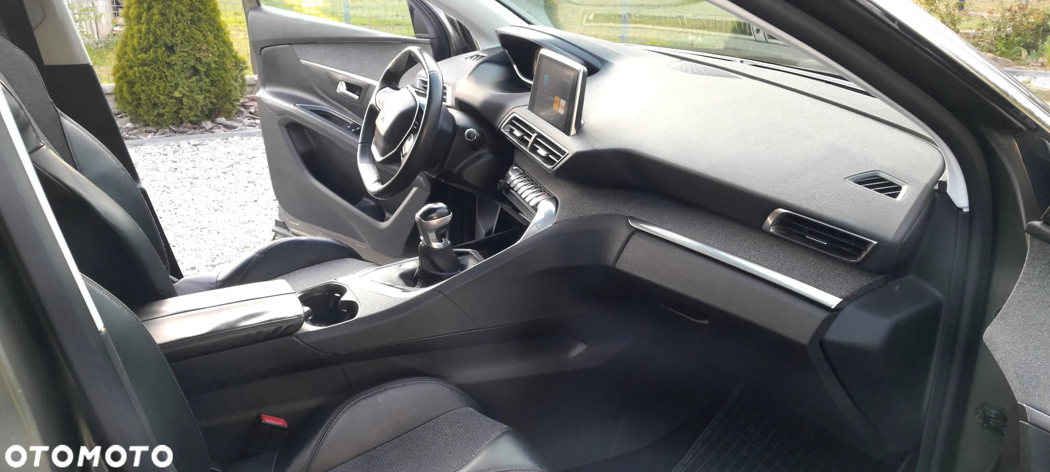 Peugeot 5008 HDI 115 Allure - 17