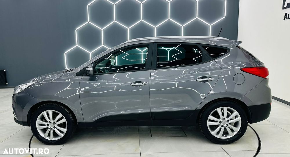 Hyundai ix35 1.7 CRDI 2WD Fifa World Cup Edition - 33