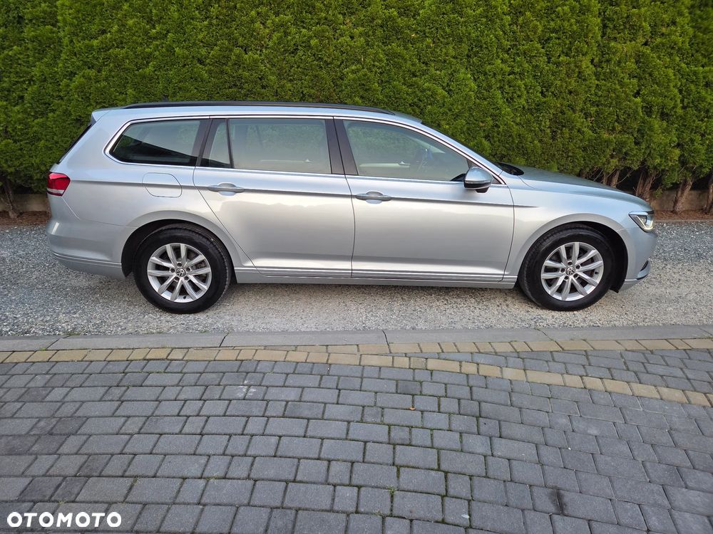 Volkswagen Passat 2.0 TDI BMT Comfortline - 27