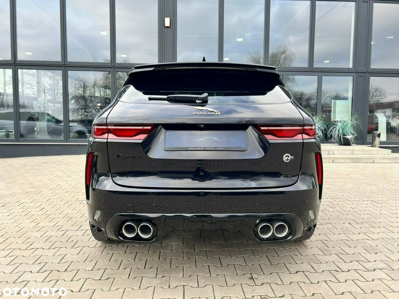 Jaguar F-Pace - 7