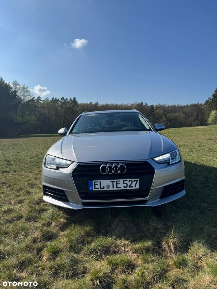 Audi A4 Avant 2.0 TDI DPF clean diesel Ambiente - 21