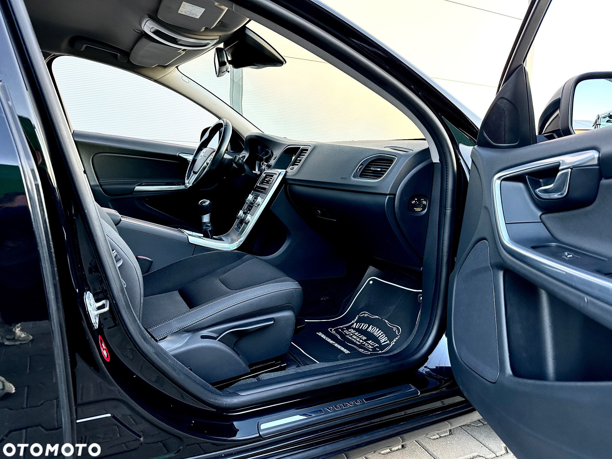 Volvo S60 D3 Momentum - 24