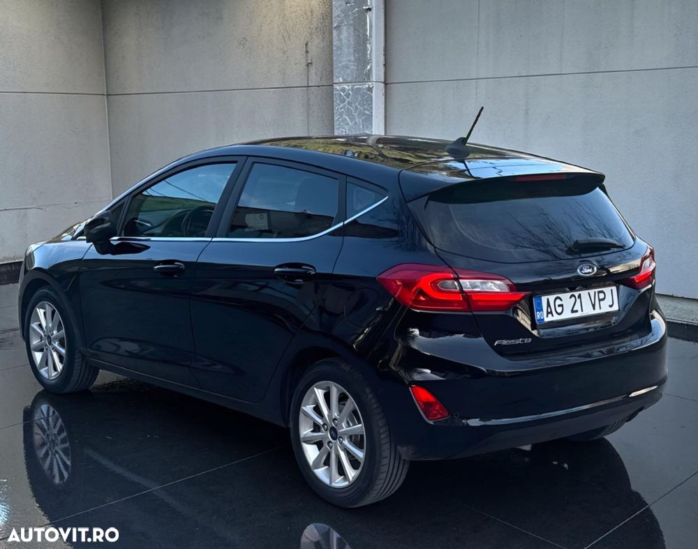 Ford Fiesta 1.0 EcoBoost S&S TITANIUM X - 12