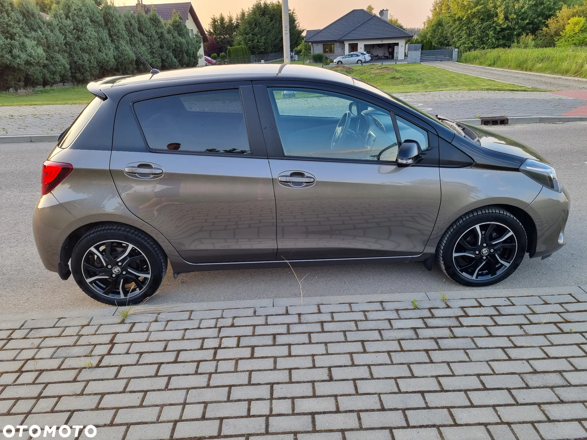 Toyota Yaris 1.33 Selection Platinum - 5