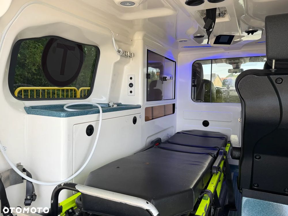 Peugeot Expert Karetka Ambulans Ambulance Sanitarny EN1789 - 11