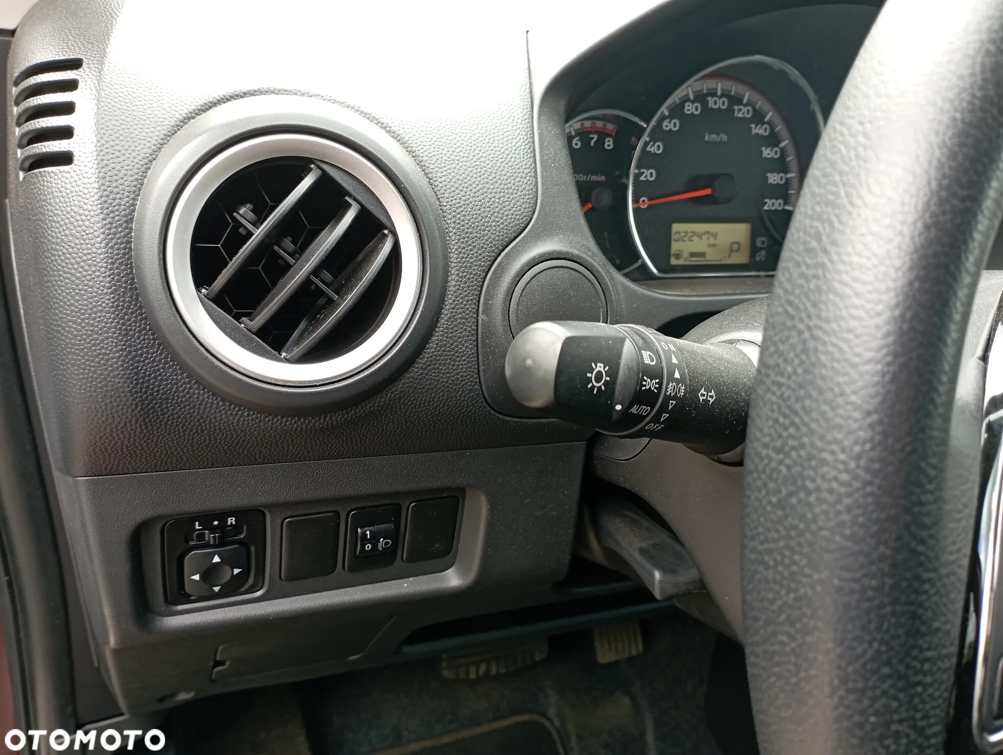 Mitsubishi Space Star 1.2 Intense SDA CVT - 9