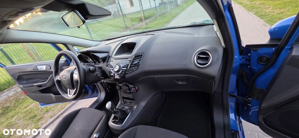 Ford Fiesta 1.0 EcoBoost STart-Stop Titanium - 26